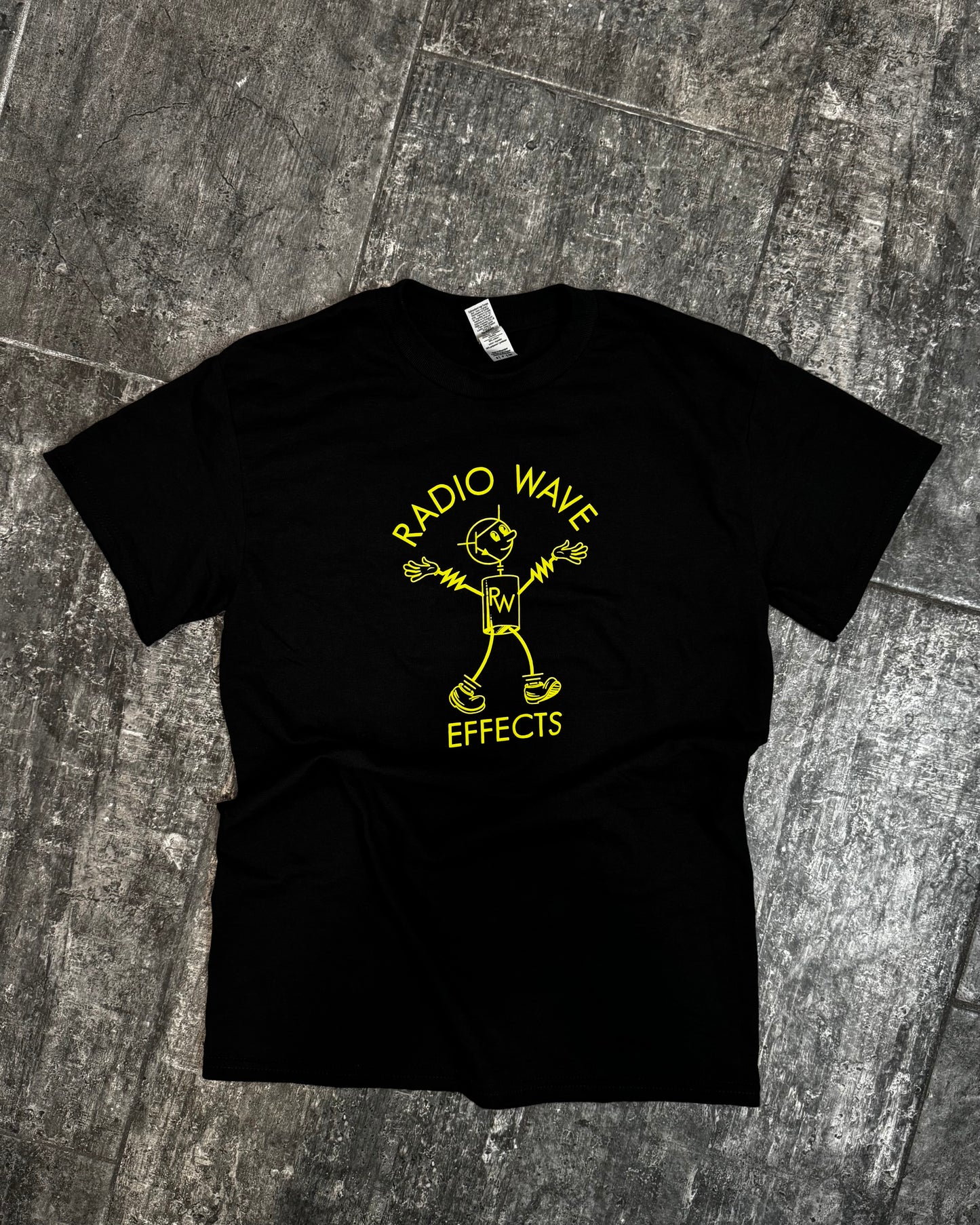 Mr. Transistor© t-shirt (yellow)